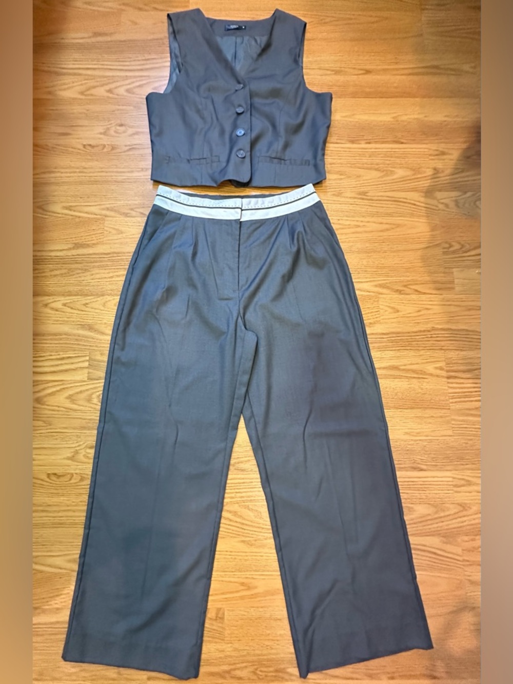 High-Waist Wide Leg Women's Pants in Charcoal with Contrast Waistband
